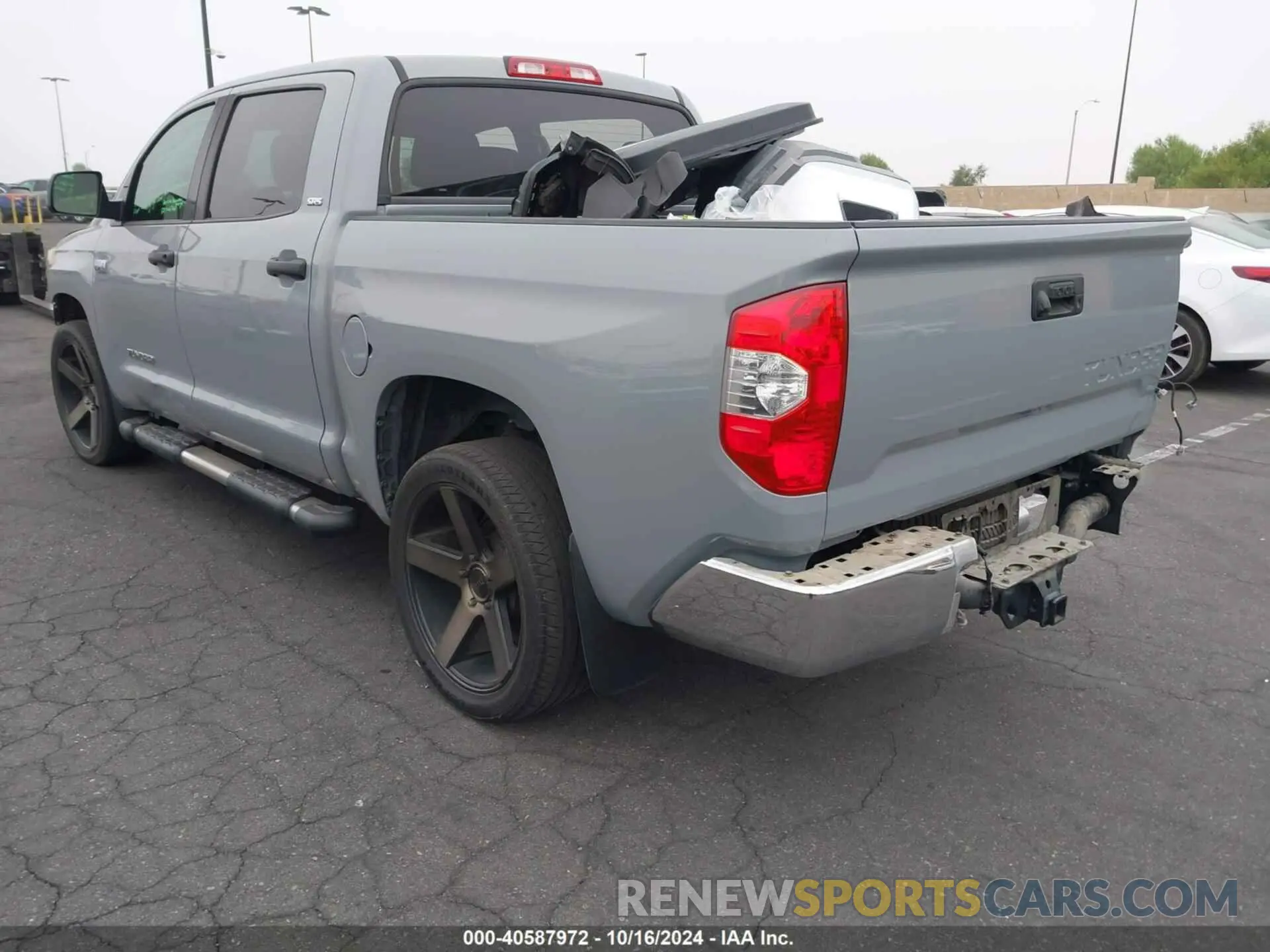 15 Photograph of a damaged car 5TFEY5F18KX247157 TOYOTA TUNDRA 2019