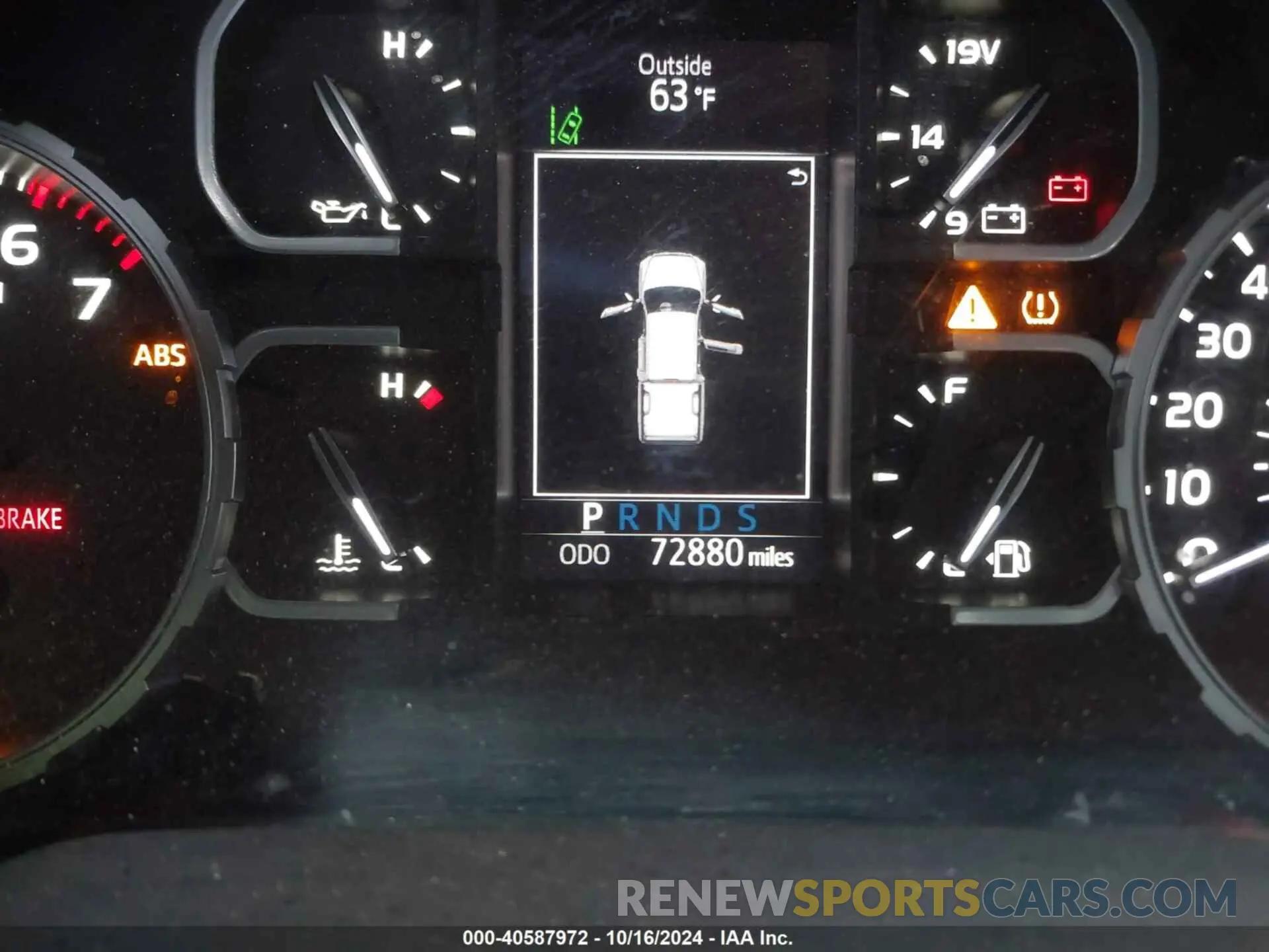 16 Photograph of a damaged car 5TFEY5F18KX247157 TOYOTA TUNDRA 2019