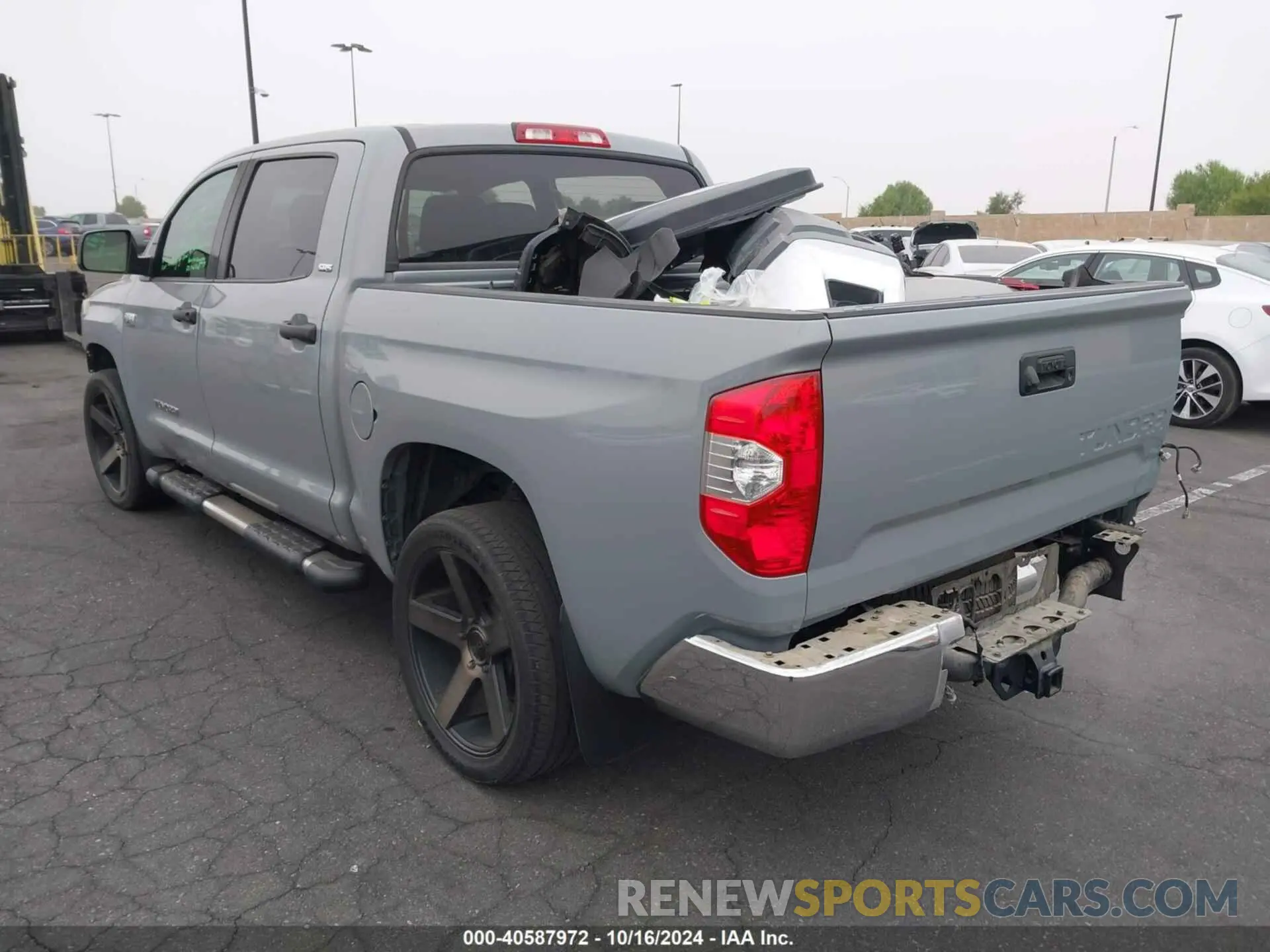 3 Photograph of a damaged car 5TFEY5F18KX247157 TOYOTA TUNDRA 2019