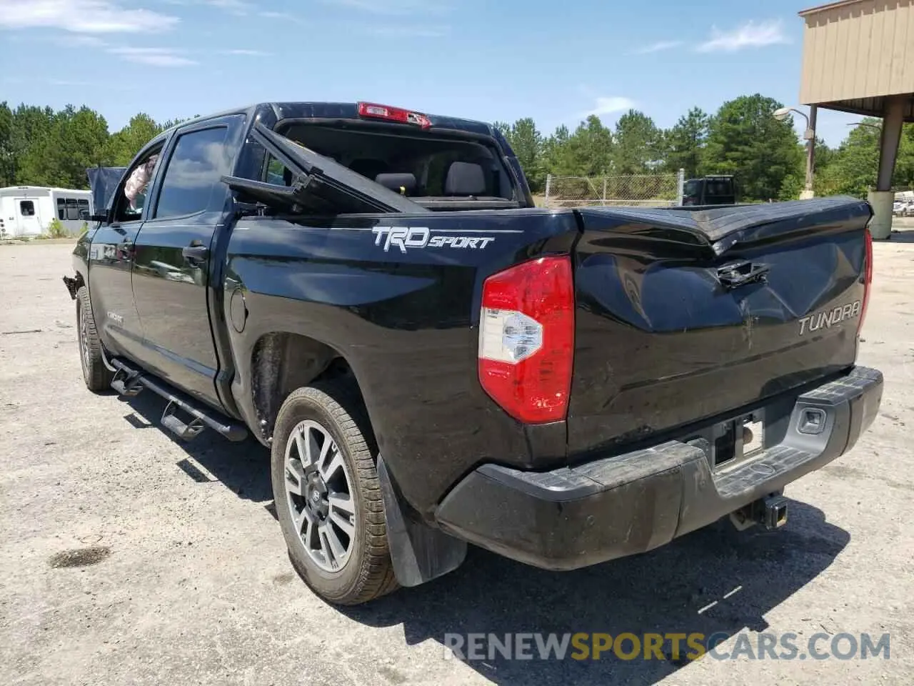 3 Photograph of a damaged car 5TFEY5F18KX251077 TOYOTA TUNDRA 2019