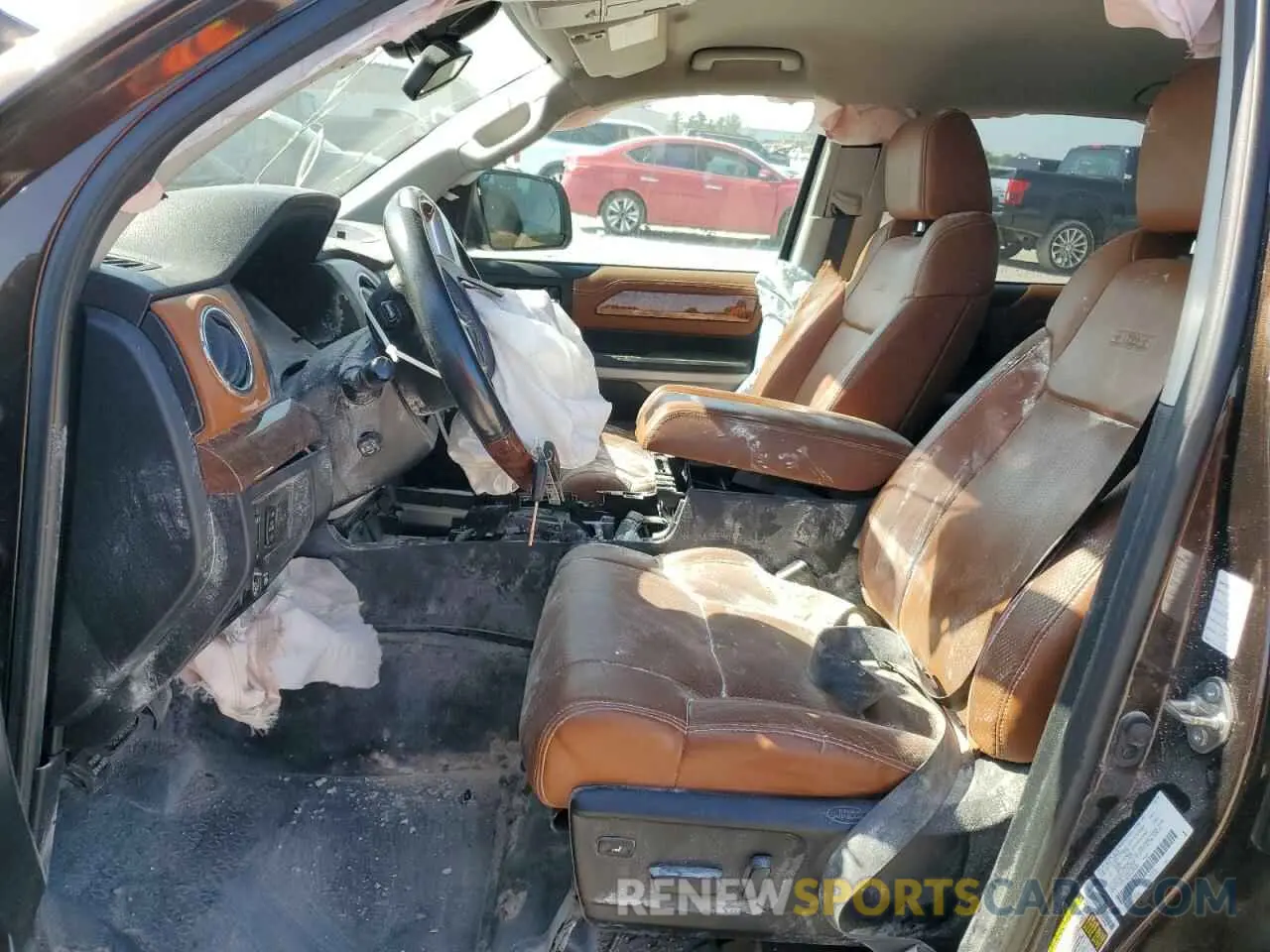 7 Photograph of a damaged car 5TFGY5F16KX248932 TOYOTA TUNDRA 2019
