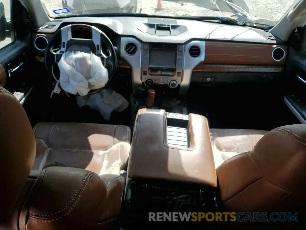 8 Photograph of a damaged car 5TFGY5F16KX248932 TOYOTA TUNDRA 2019