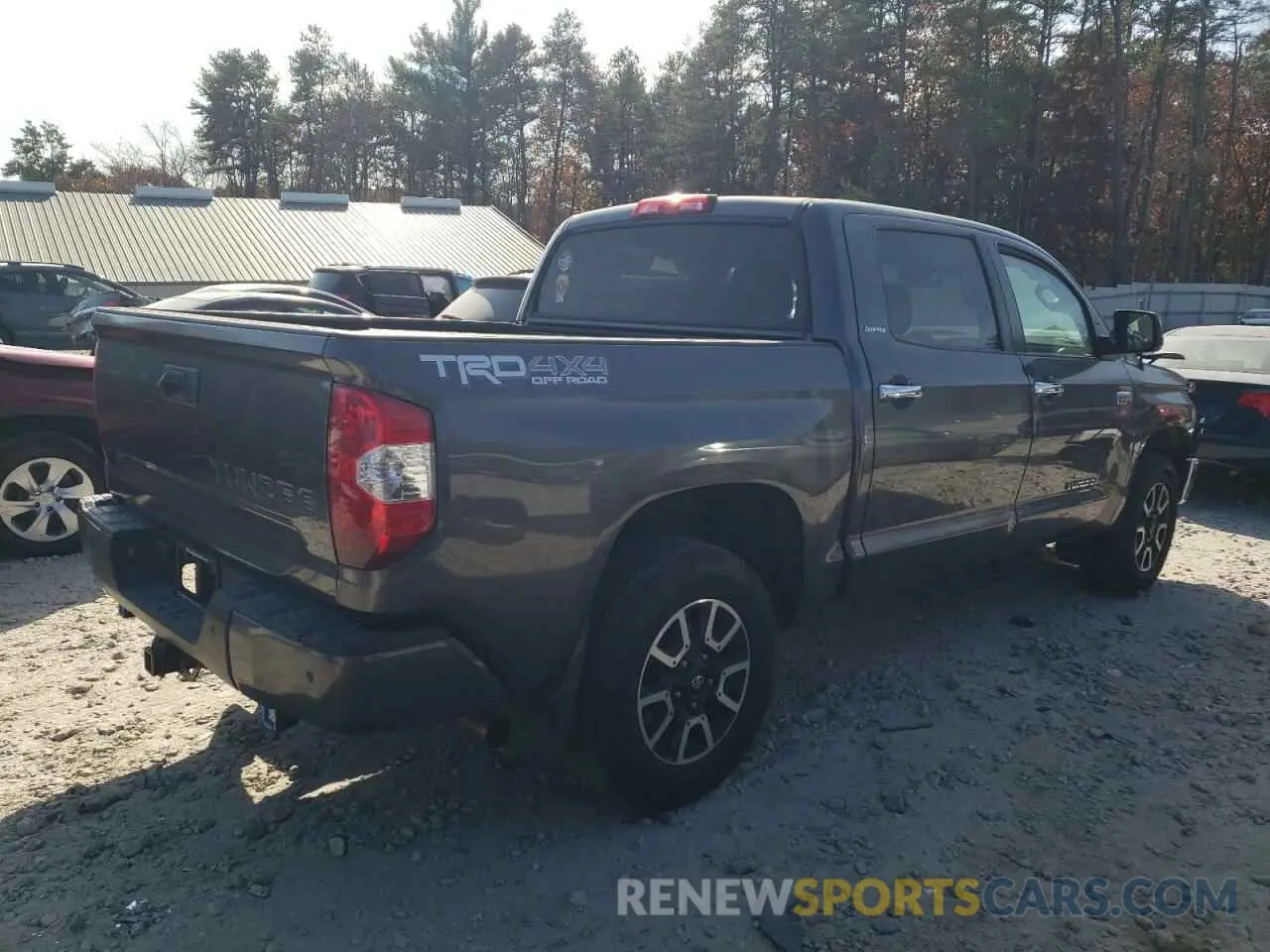 3 Фотография поврежденного автомобиля 5TFHY5F10KX851797 TOYOTA TUNDRA 2019