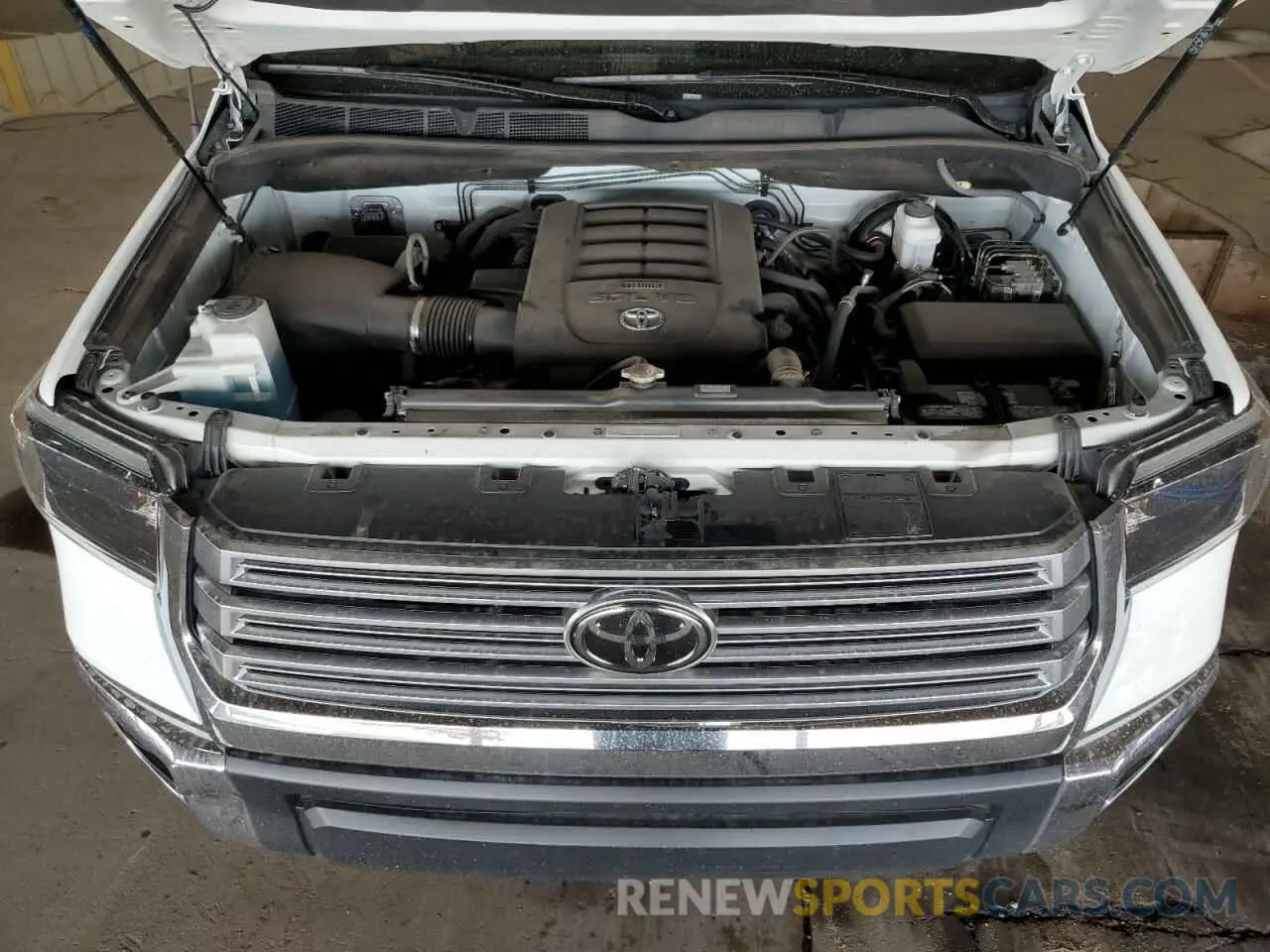 12 Фотография поврежденного автомобиля 5TFHY5F10KX857664 TOYOTA TUNDRA 2019