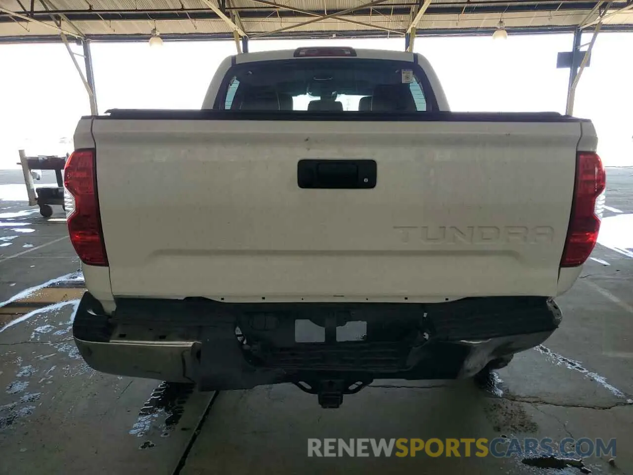 6 Фотография поврежденного автомобиля 5TFHY5F10KX857664 TOYOTA TUNDRA 2019