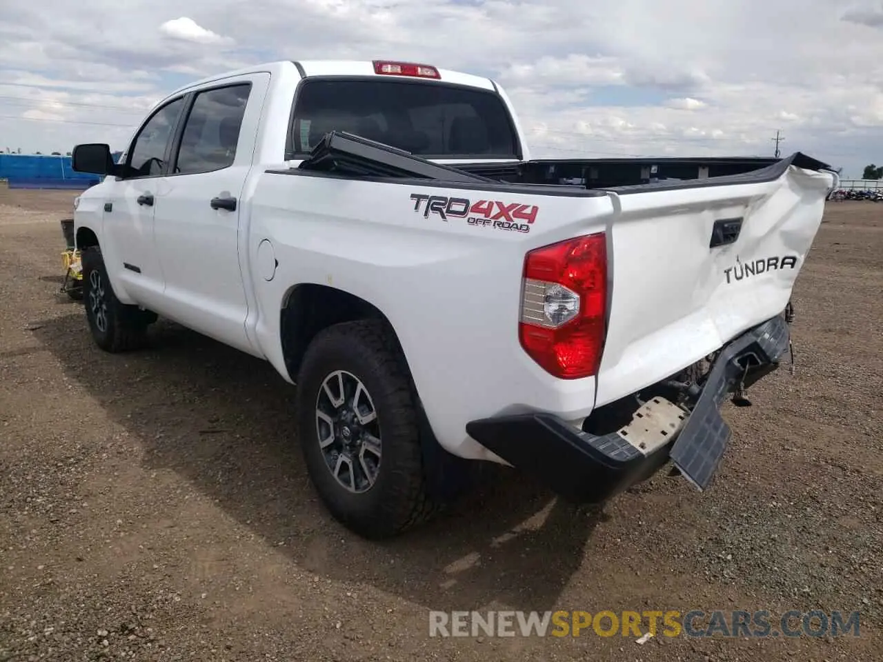 3 Photograph of a damaged car 5TFHY5F11KX795904 TOYOTA TUNDRA 2019