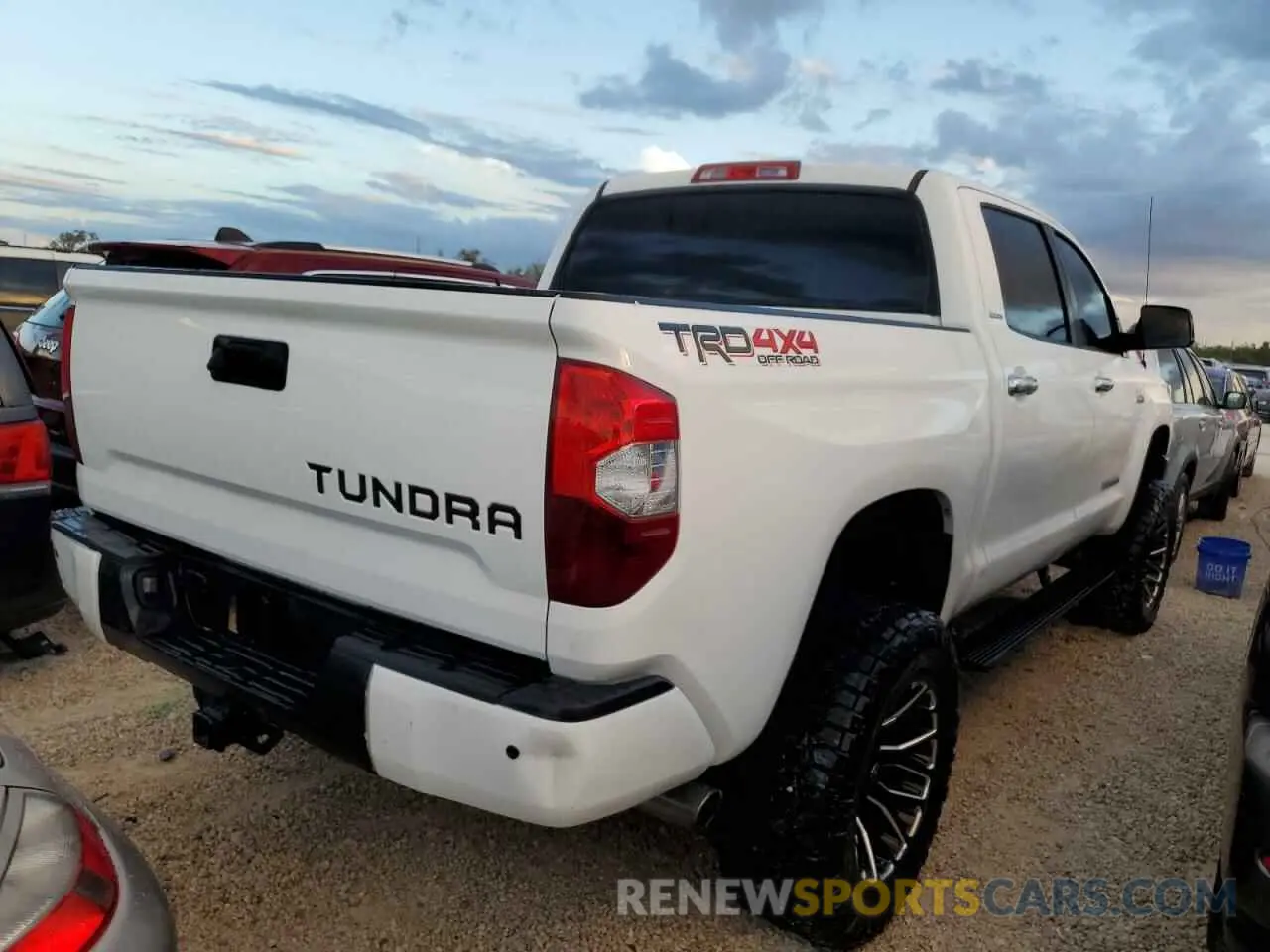 4 Photograph of a damaged car 5TFHY5F12KX793188 TOYOTA TUNDRA 2019