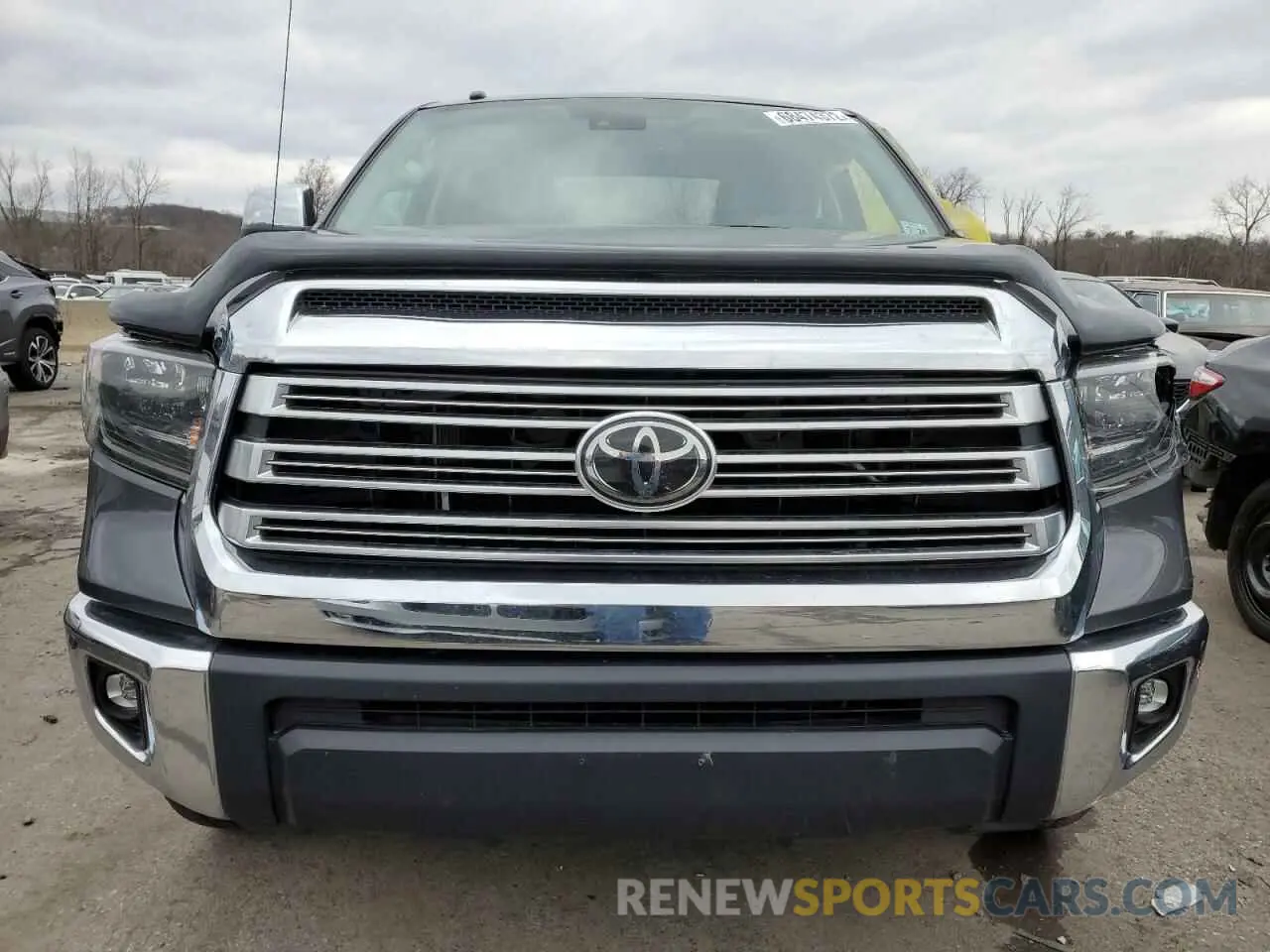 5 Photograph of a damaged car 5TFHY5F12KX837478 TOYOTA TUNDRA 2019