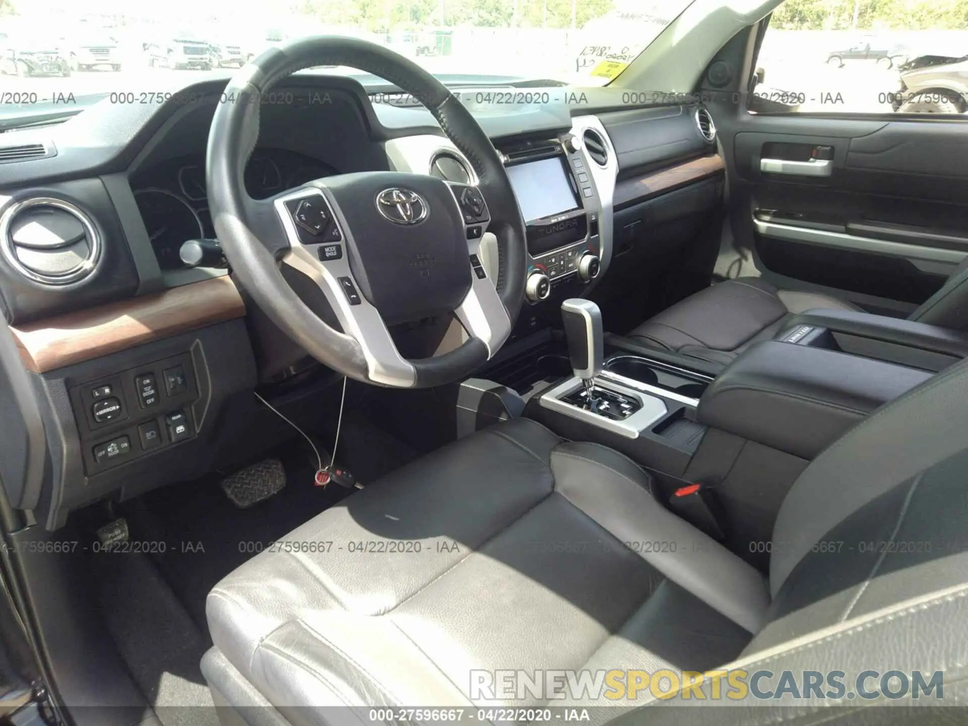 5 Photograph of a damaged car 5TFHY5F19KX784892 TOYOTA TUNDRA 2019