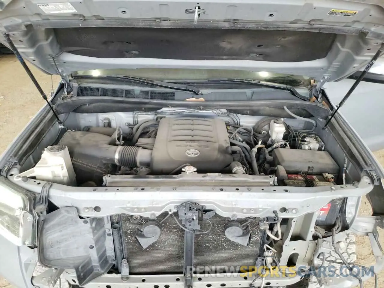 11 Photograph of a damaged car 5TFHY5F19KX792135 TOYOTA TUNDRA 2019