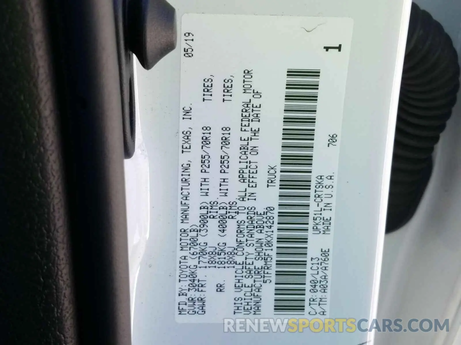 10 Photograph of a damaged car 5TFRM5F10KX142870 TOYOTA TUNDRA 2019