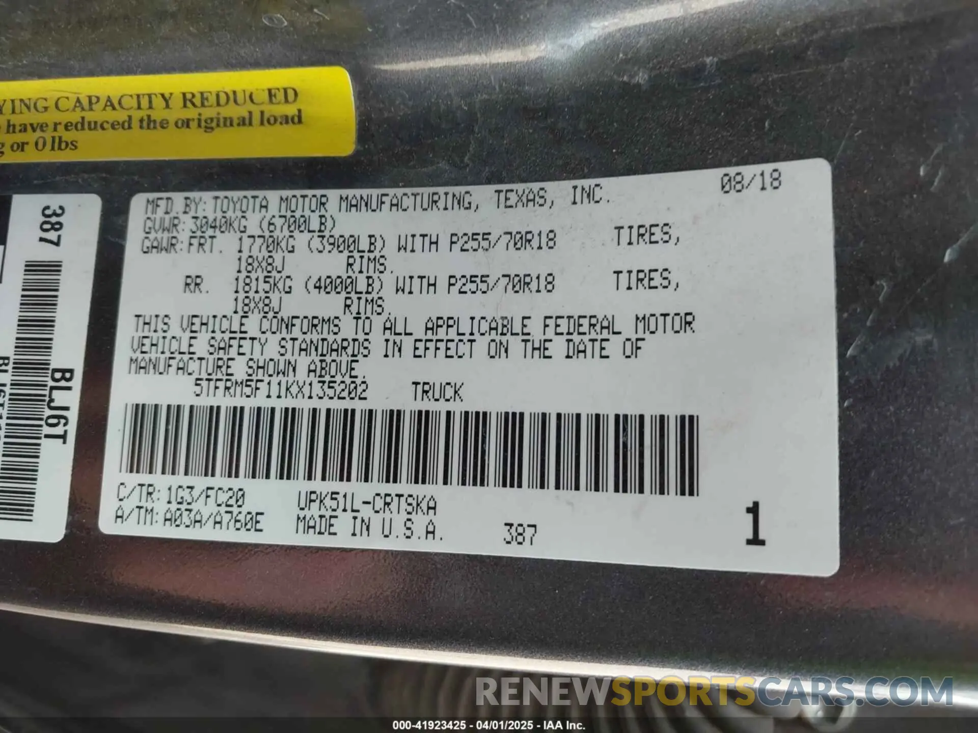 9 Фотография поврежденного автомобиля 5TFRM5F11KX135202 TOYOTA TUNDRA 2019