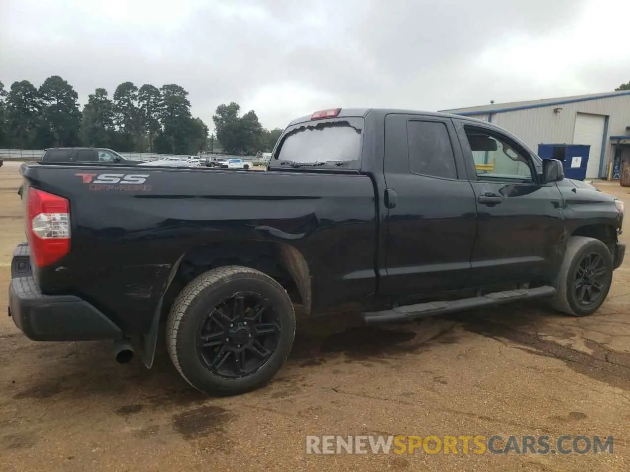 3 Photograph of a damaged car 5TFRM5F12KX138383 TOYOTA TUNDRA 2019