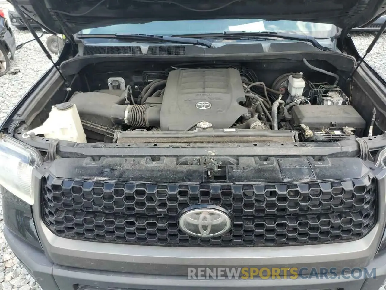 11 Photograph of a damaged car 5TFRM5F15KX141245 TOYOTA TUNDRA 2019