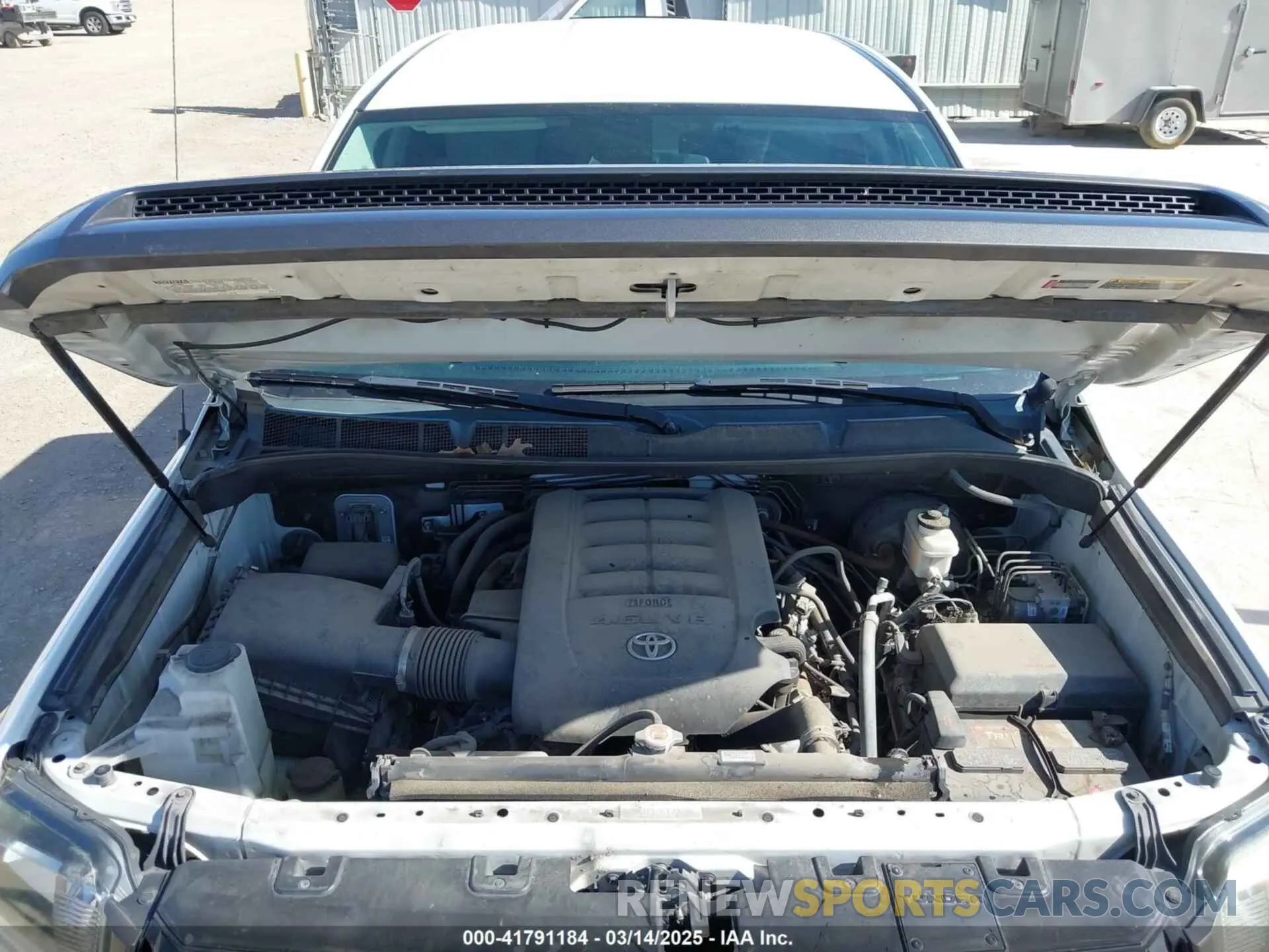 10 Фотография поврежденного автомобиля 5TFRM5F1XKX142195 TOYOTA TUNDRA 2019