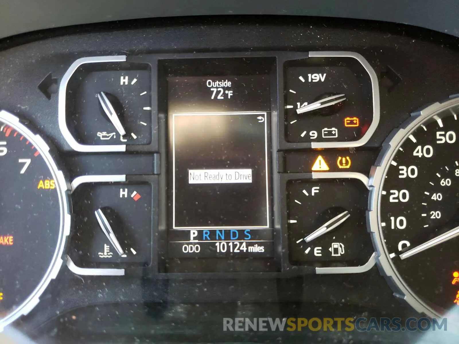 8 Photograph of a damaged car 5TFRY5F12KX255563 TOYOTA TUNDRA 2019
