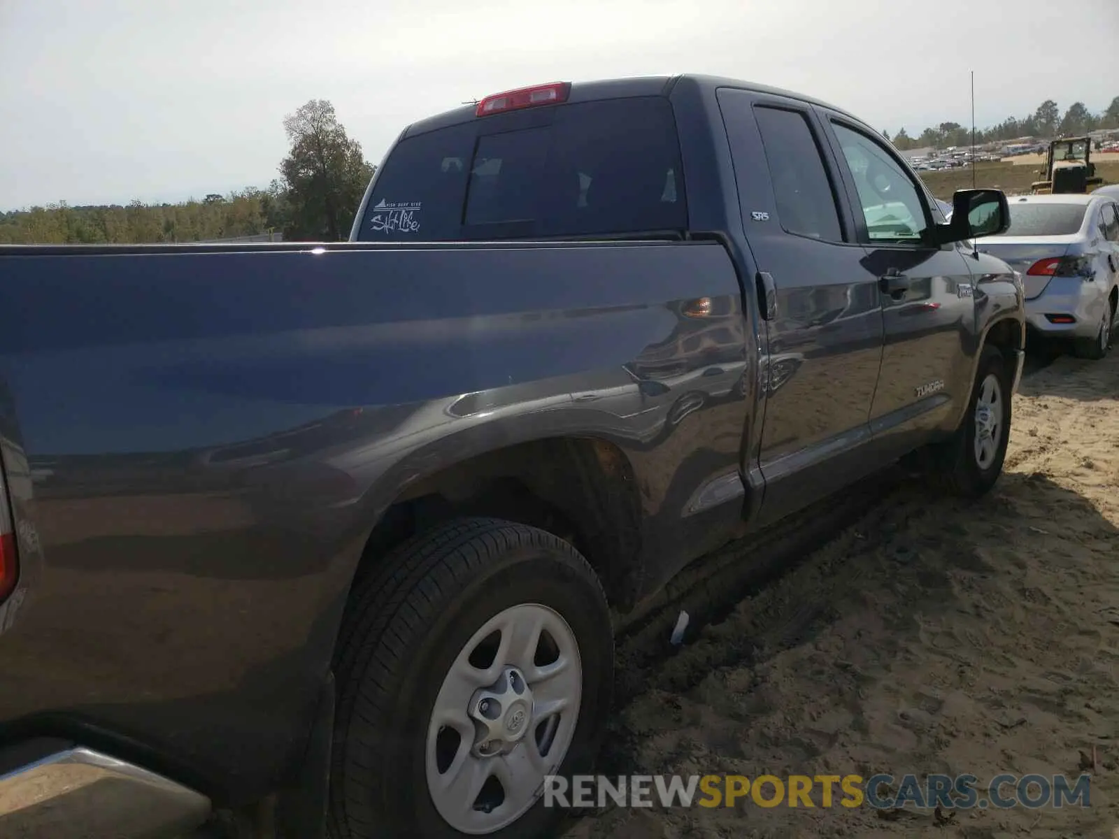 9 Photograph of a damaged car 5TFRY5F12KX255563 TOYOTA TUNDRA 2019