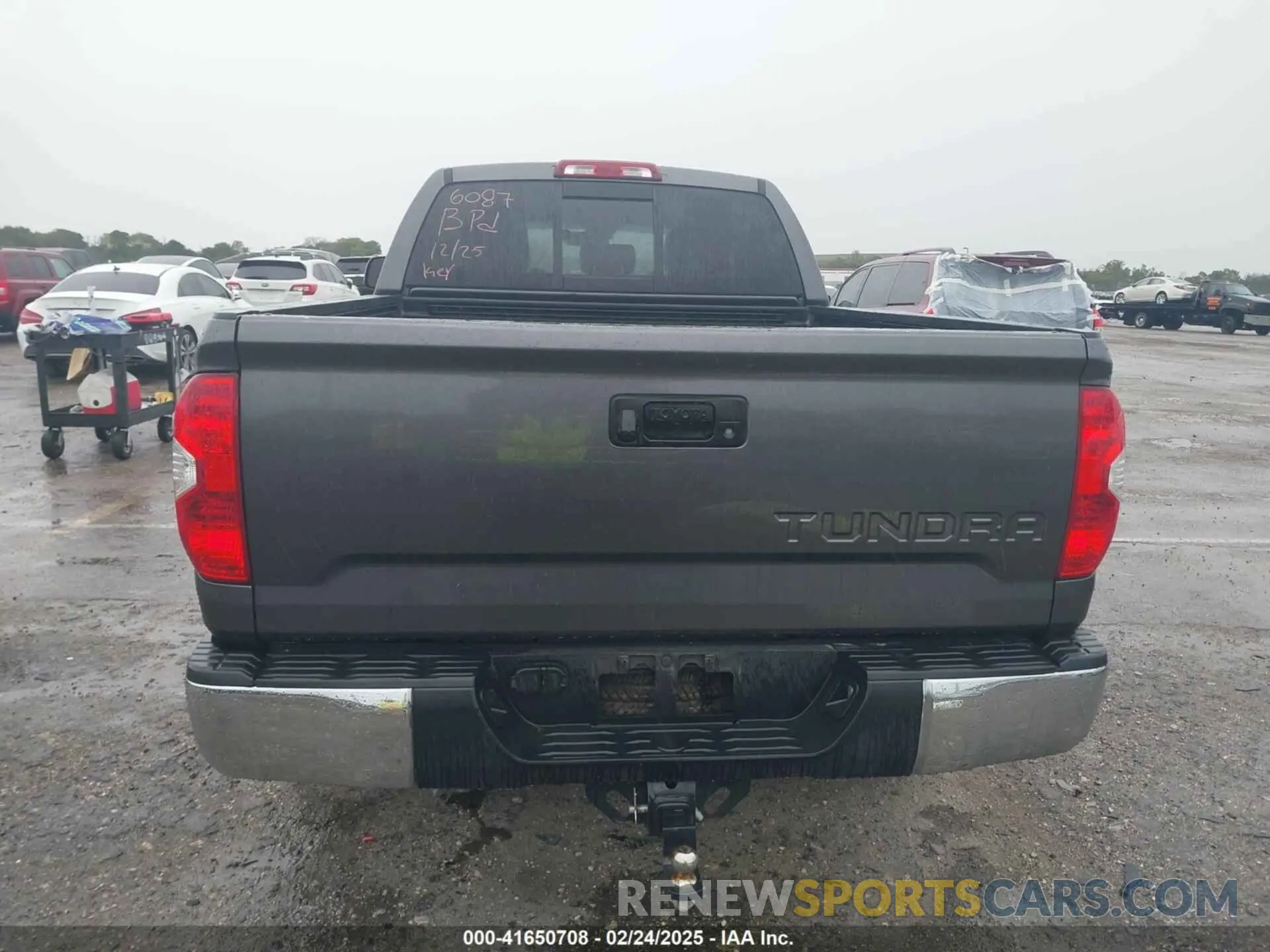 16 Фотография поврежденного автомобиля 5TFRY5F16KX246087 TOYOTA TUNDRA 2019