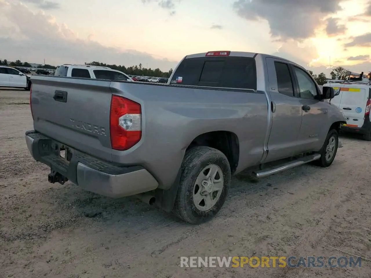 3 Photograph of a damaged car 5TFRY5F16KX246963 TOYOTA TUNDRA 2019