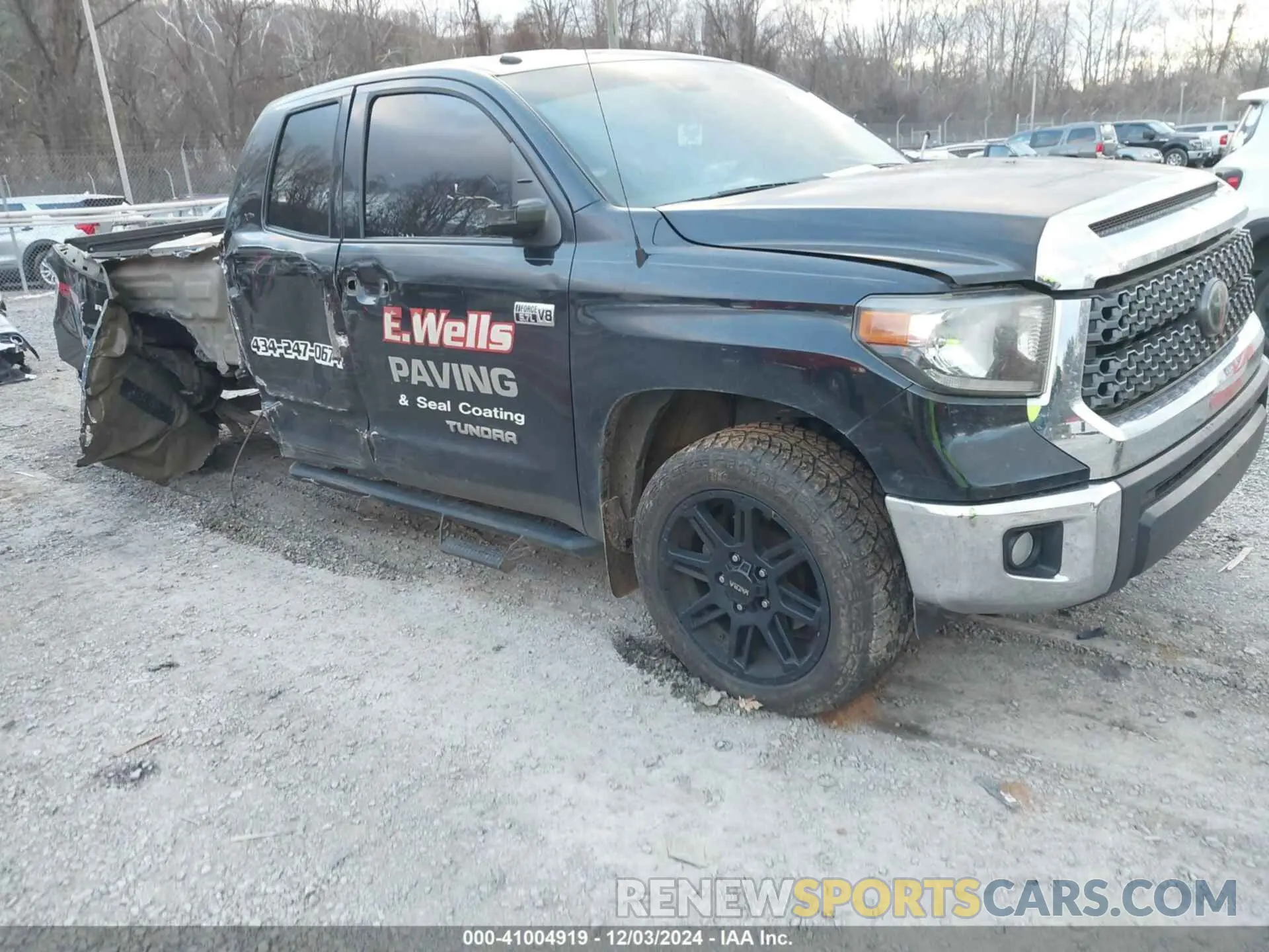 1 Photograph of a damaged car 5TFRY5F17KX246552 TOYOTA TUNDRA 2019