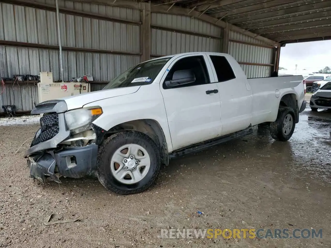 1 Фотография поврежденного автомобиля 5TFTY5F11KX010825 TOYOTA TUNDRA 2019