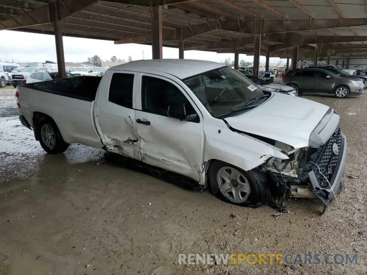 4 Фотография поврежденного автомобиля 5TFTY5F11KX010825 TOYOTA TUNDRA 2019