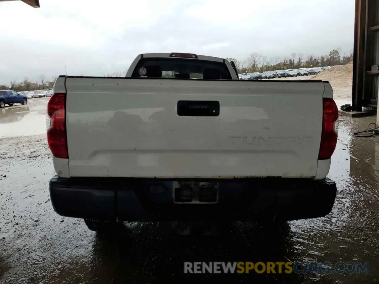 6 Фотография поврежденного автомобиля 5TFTY5F11KX010825 TOYOTA TUNDRA 2019