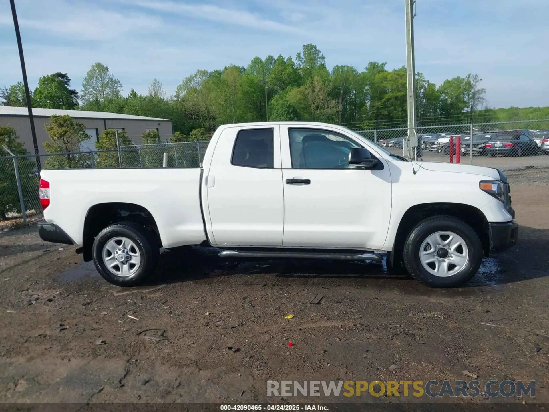 13 Фотография поврежденного автомобиля 5TFUM5F13KX084019 TOYOTA TUNDRA 2019