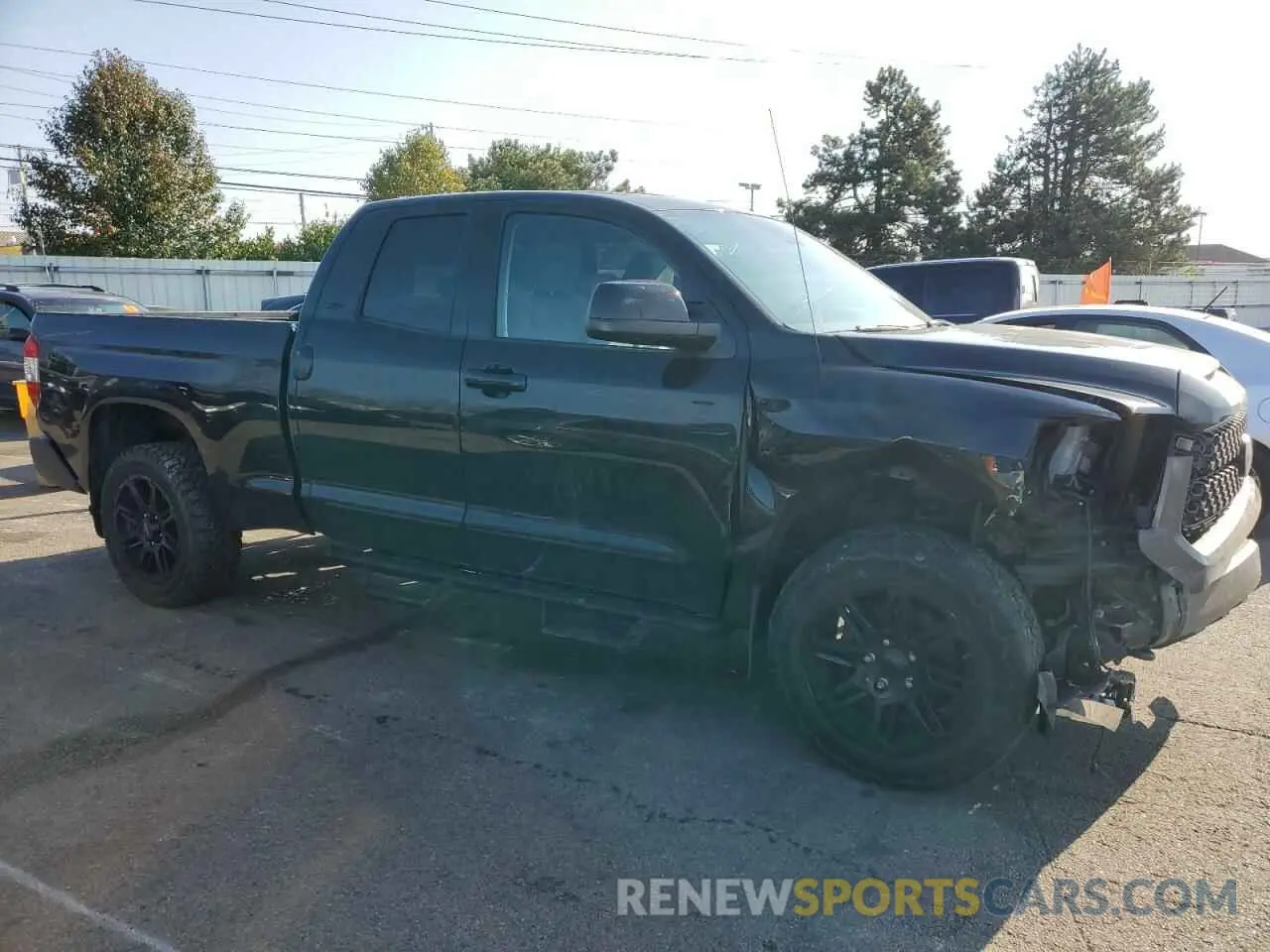 4 Фотография поврежденного автомобиля 5TFUM5F17KX083357 TOYOTA TUNDRA 2019