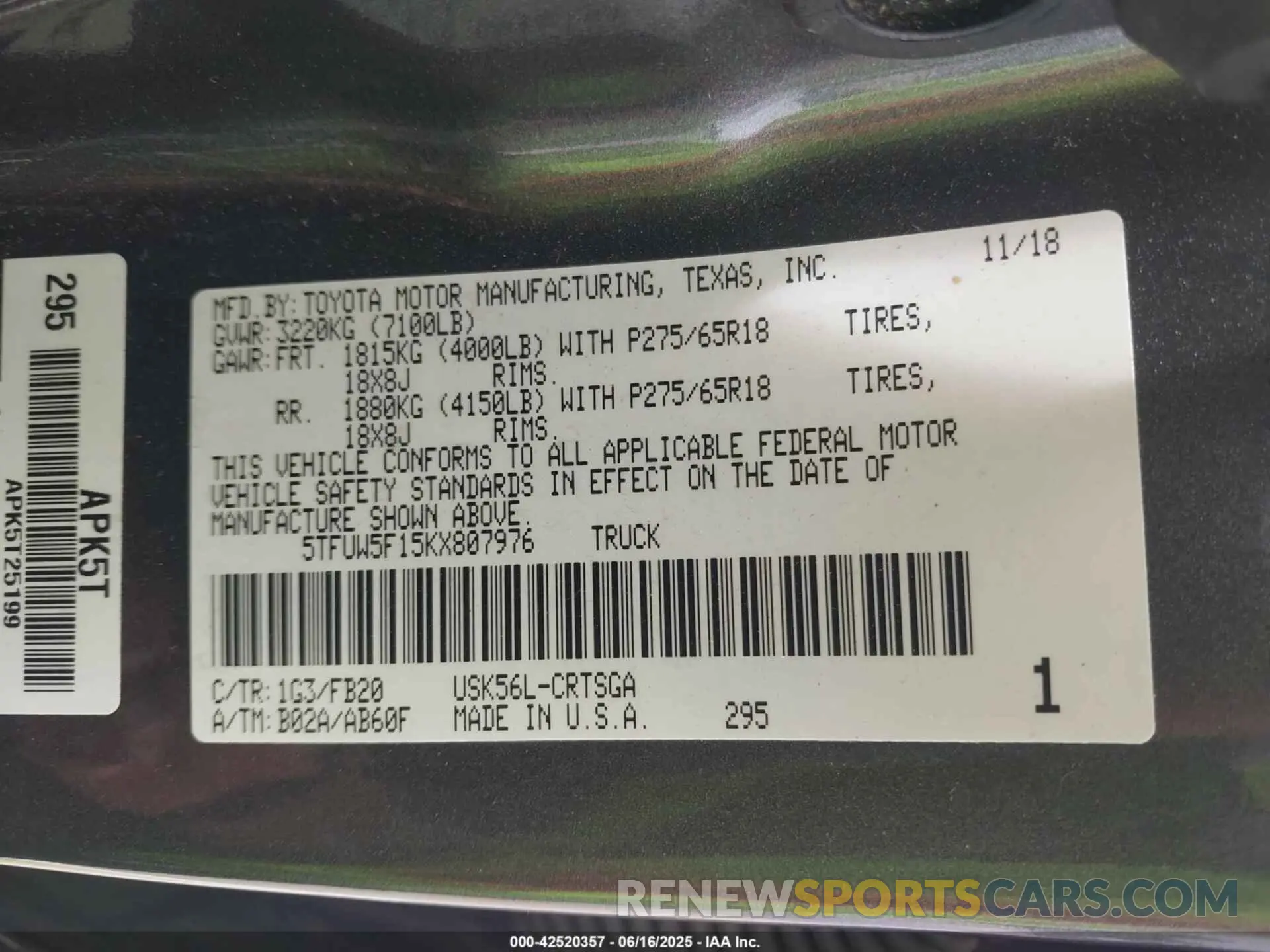 9 Photograph of a damaged car 5TFUW5F15KX807976 TOYOTA TUNDRA 2019