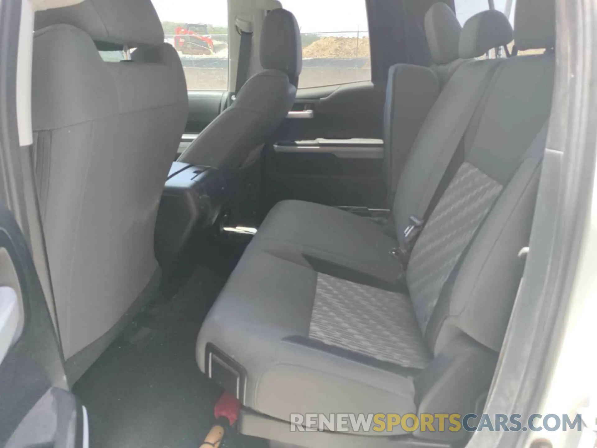 11 Photograph of a damaged car 5TFUW5F19KX796805 TOYOTA TUNDRA 2019