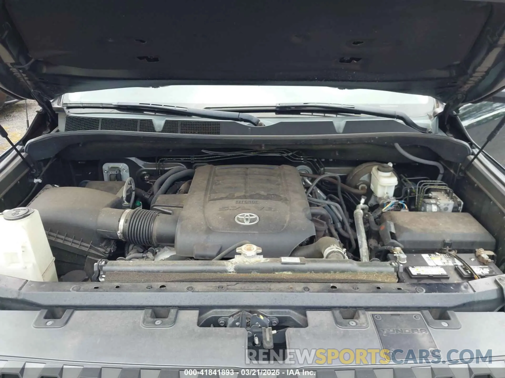 10 Фотография поврежденного автомобиля 5TFUY5F10KX789414 TOYOTA TUNDRA 2019