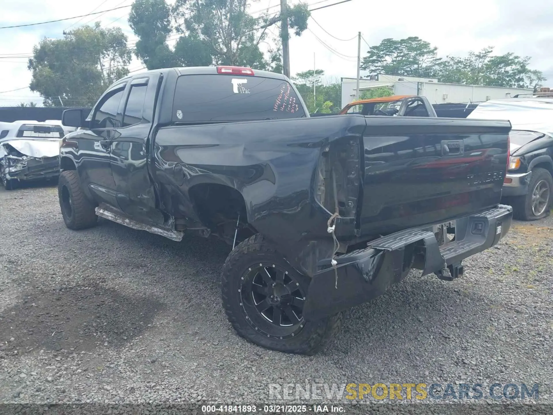 3 Фотография поврежденного автомобиля 5TFUY5F10KX789414 TOYOTA TUNDRA 2019