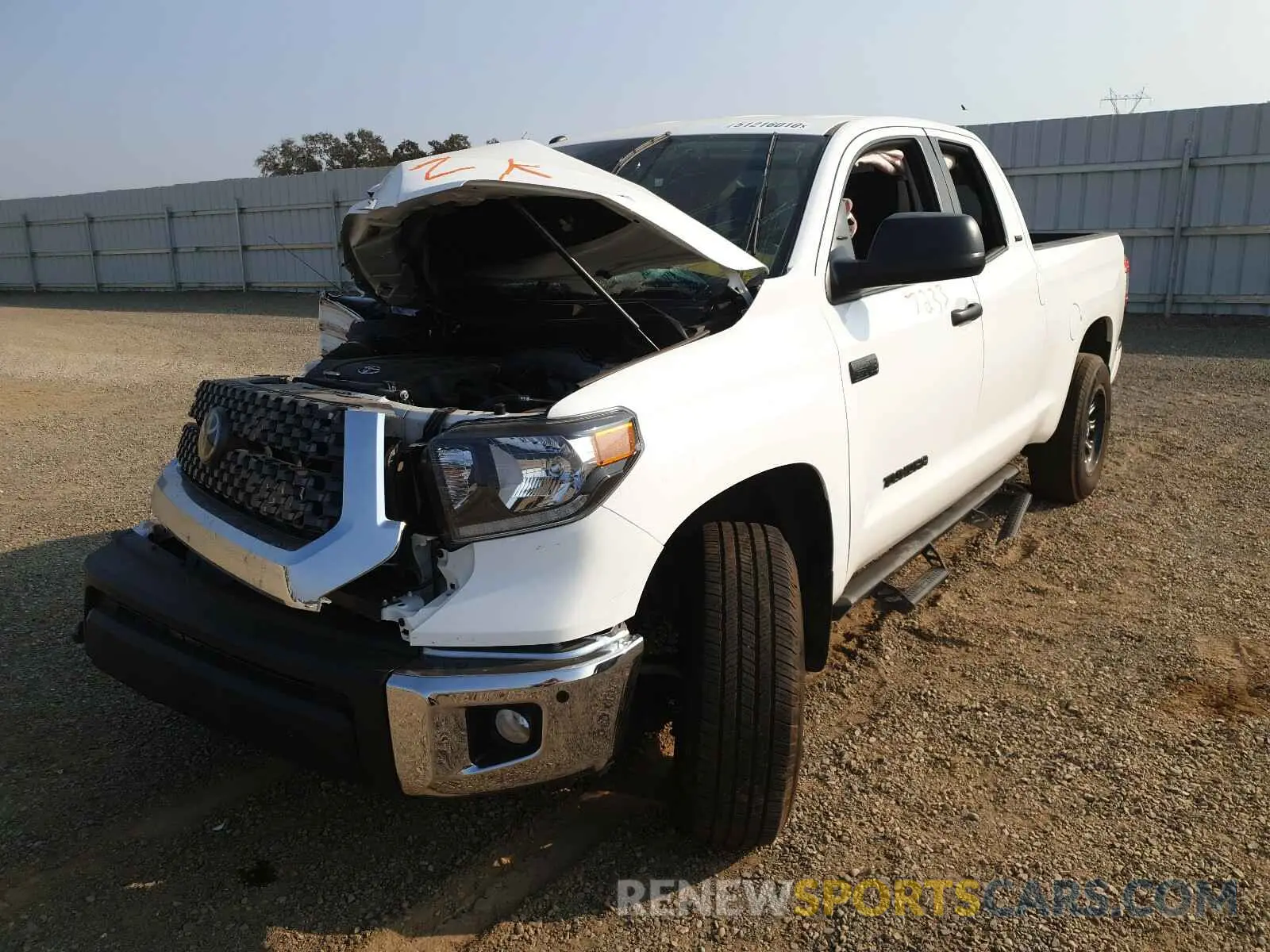 2 Photograph of a damaged car 5TFUY5F12KX868101 TOYOTA TUNDRA 2019