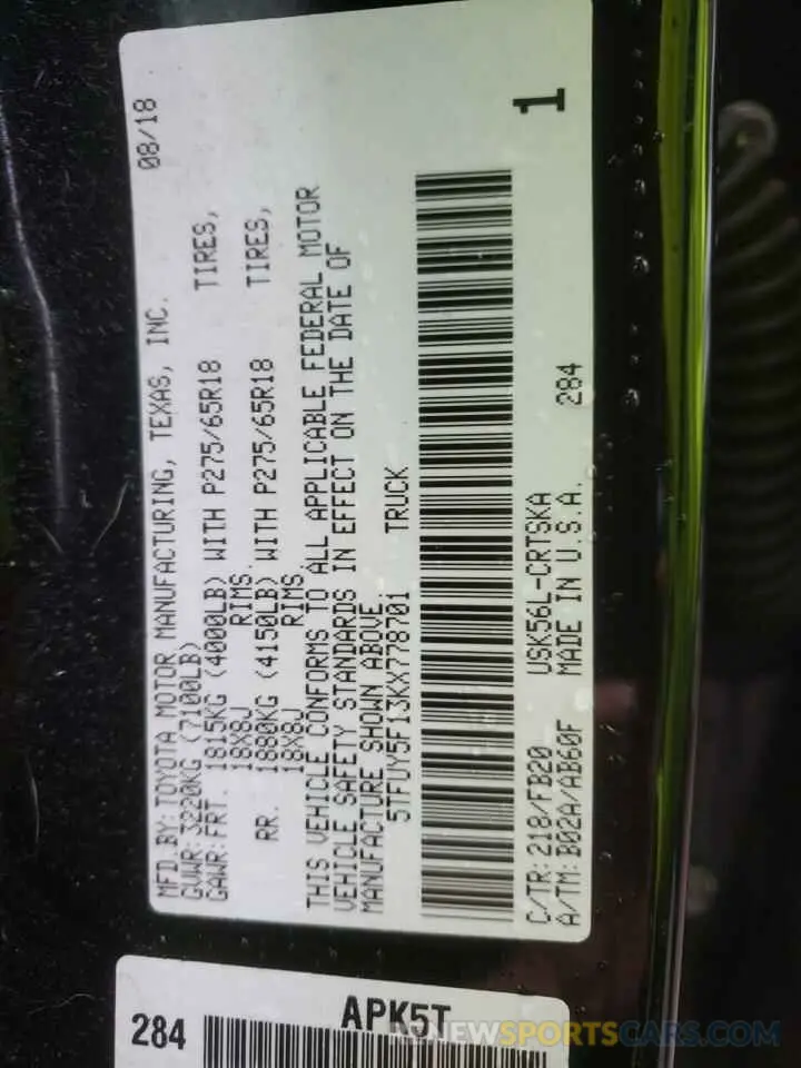 10 Photograph of a damaged car 5TFUY5F13KX778701 TOYOTA TUNDRA 2019