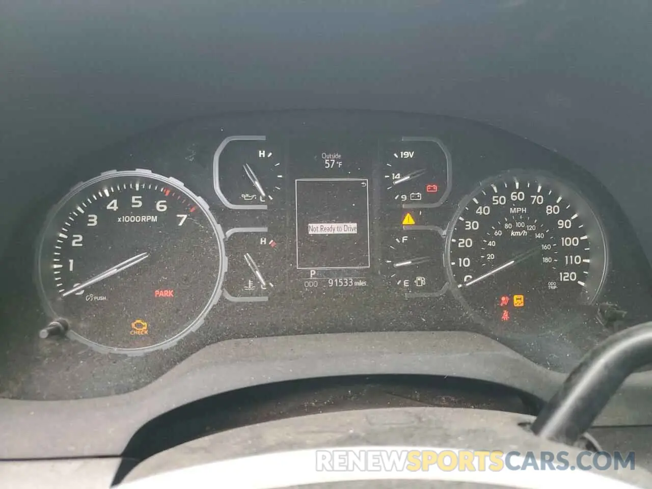 9 Photograph of a damaged car 5TFUY5F17KX859779 TOYOTA TUNDRA 2019