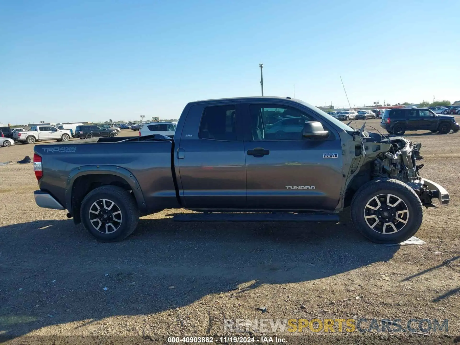 14 Фотография поврежденного автомобиля 5TFUY5F18KX789791 TOYOTA TUNDRA 2019