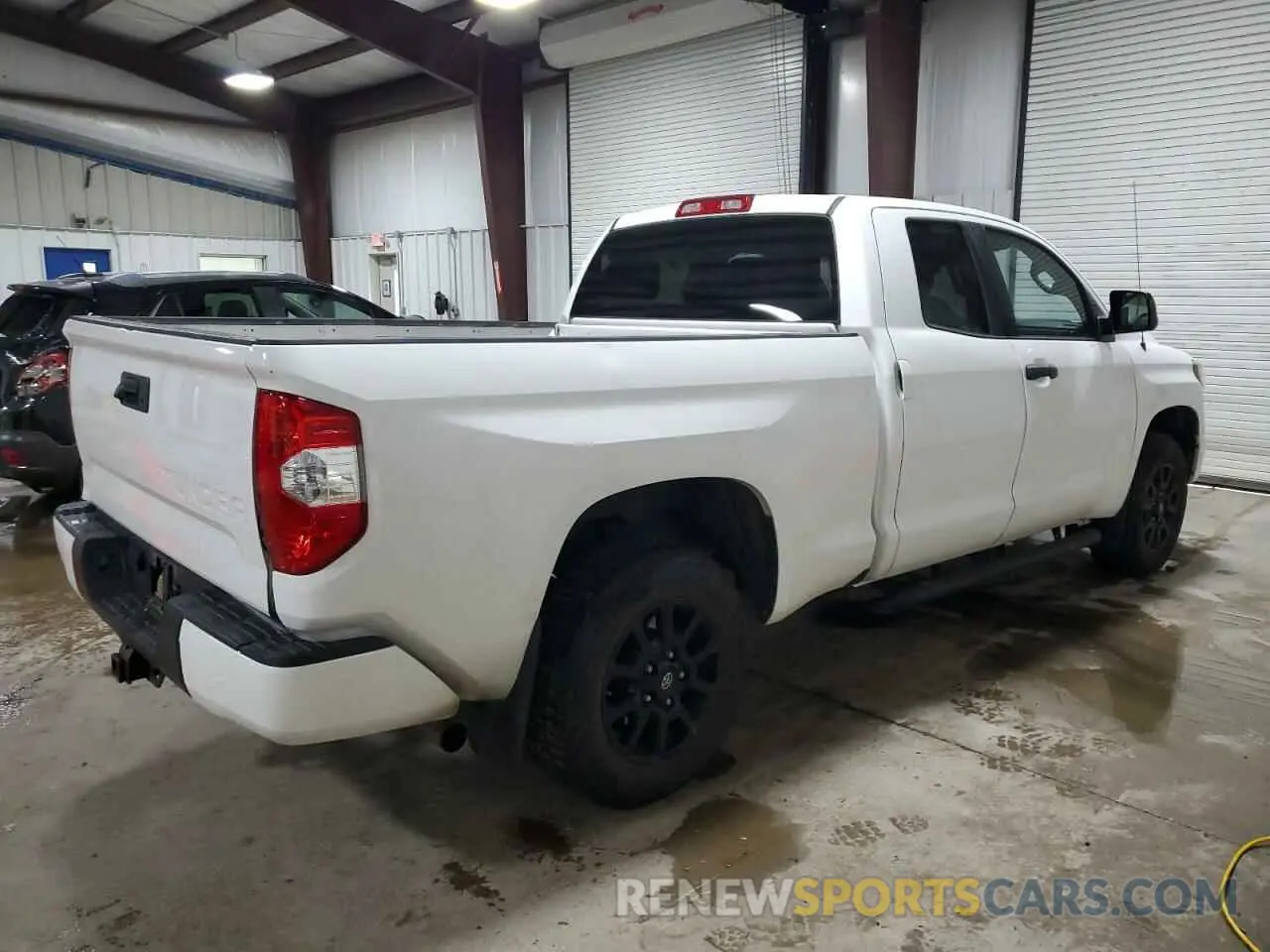 3 Photograph of a damaged car 5TFUY5F1XKX789162 TOYOTA TUNDRA 2019