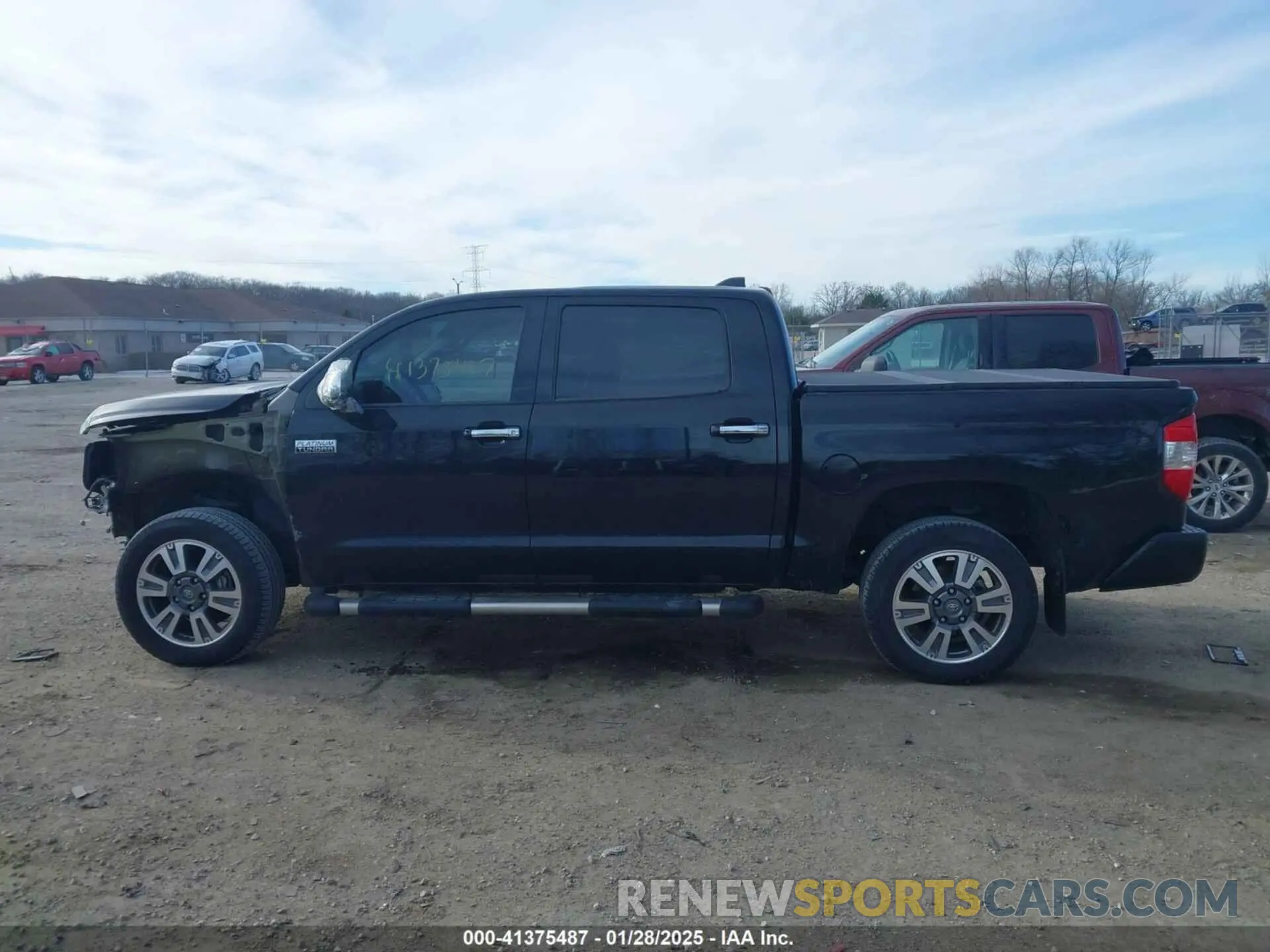 15 Фотография поврежденного автомобиля 5TFAY5F10LX924010 TOYOTA TUNDRA 2020