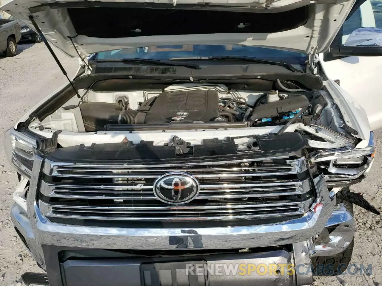 11 Photograph of a damaged car 5TFAY5F11LX910066 TOYOTA TUNDRA 2020