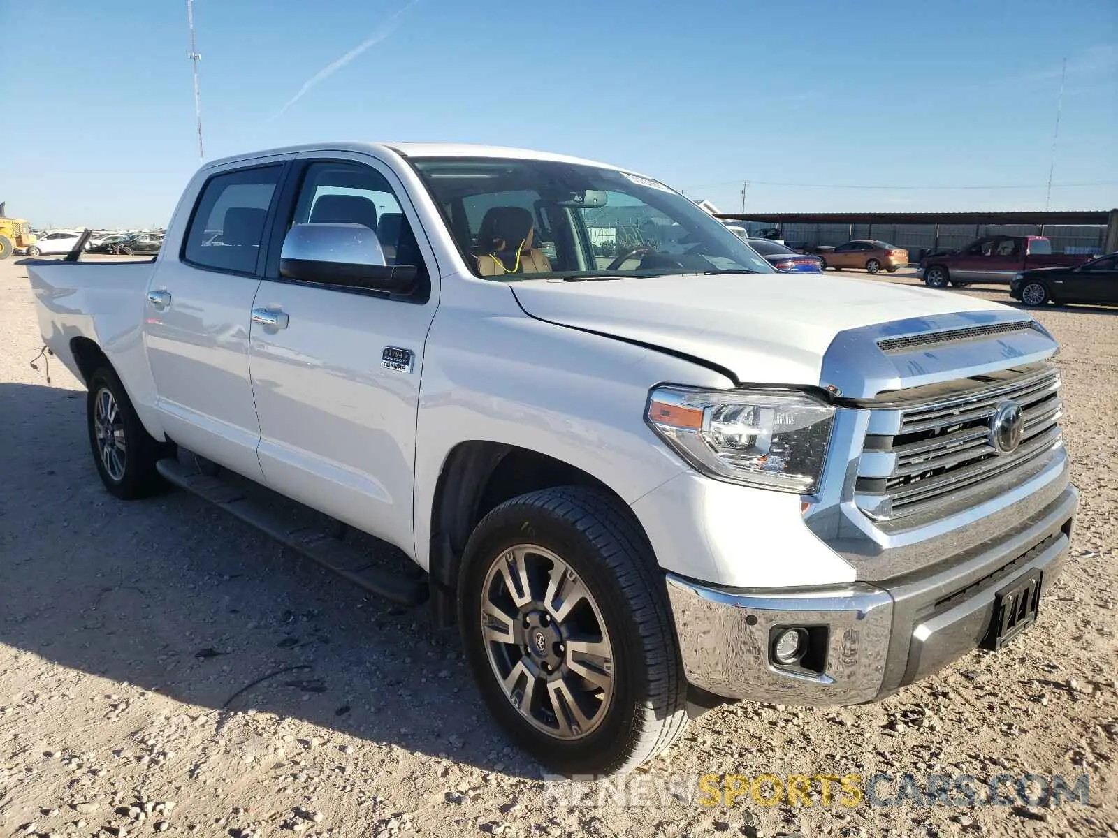 1 Photograph of a damaged car 5TFAY5F12LX902929 TOYOTA TUNDRA 2020