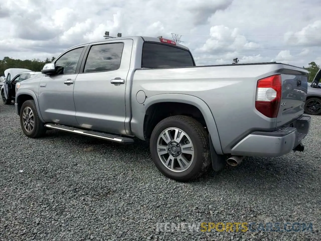 2 Фотография поврежденного автомобиля 5TFAY5F13LX933090 TOYOTA TUNDRA 2020