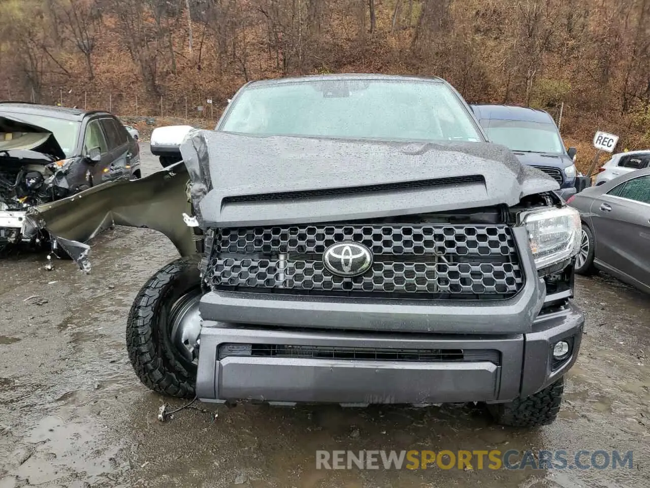 5 Фотография поврежденного автомобиля 5TFAY5F18LX924367 TOYOTA TUNDRA 2020