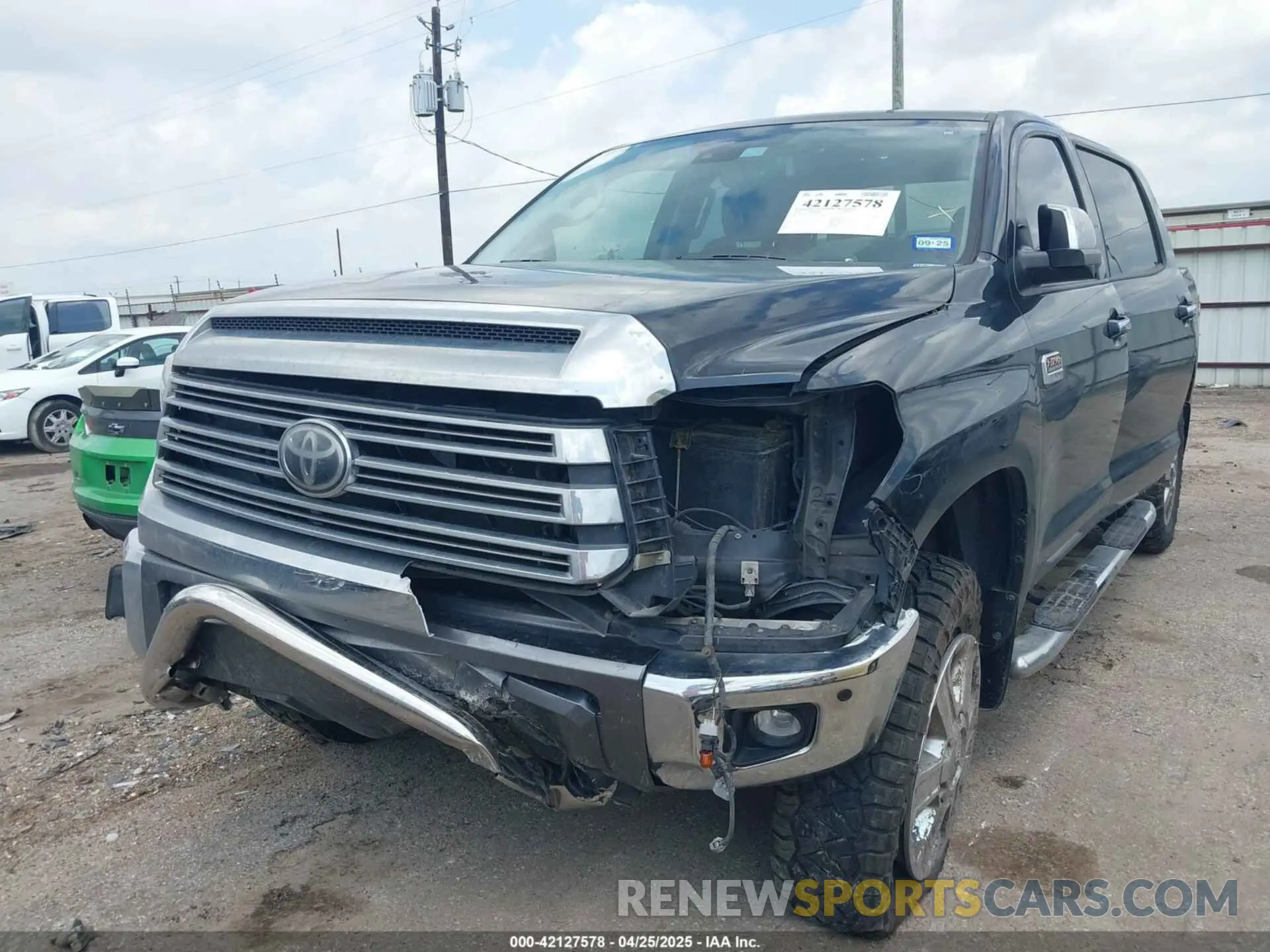 2 Photograph of a damaged car 5TFAY5F19LX911658 TOYOTA TUNDRA 2020