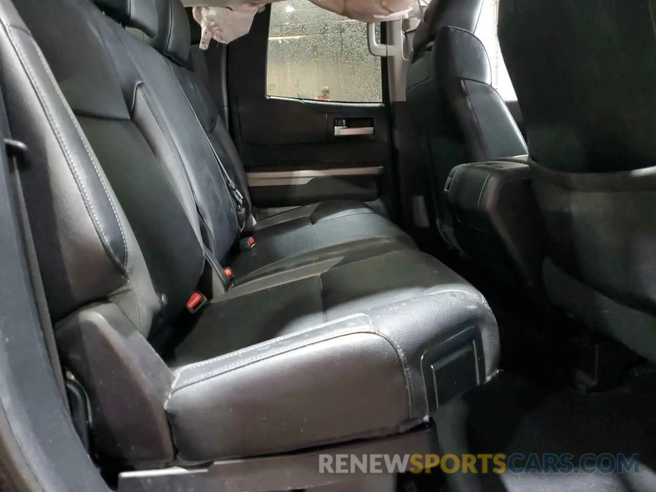 10 Фотография поврежденного автомобиля 5TFBY5F16LX915932 TOYOTA TUNDRA 2020