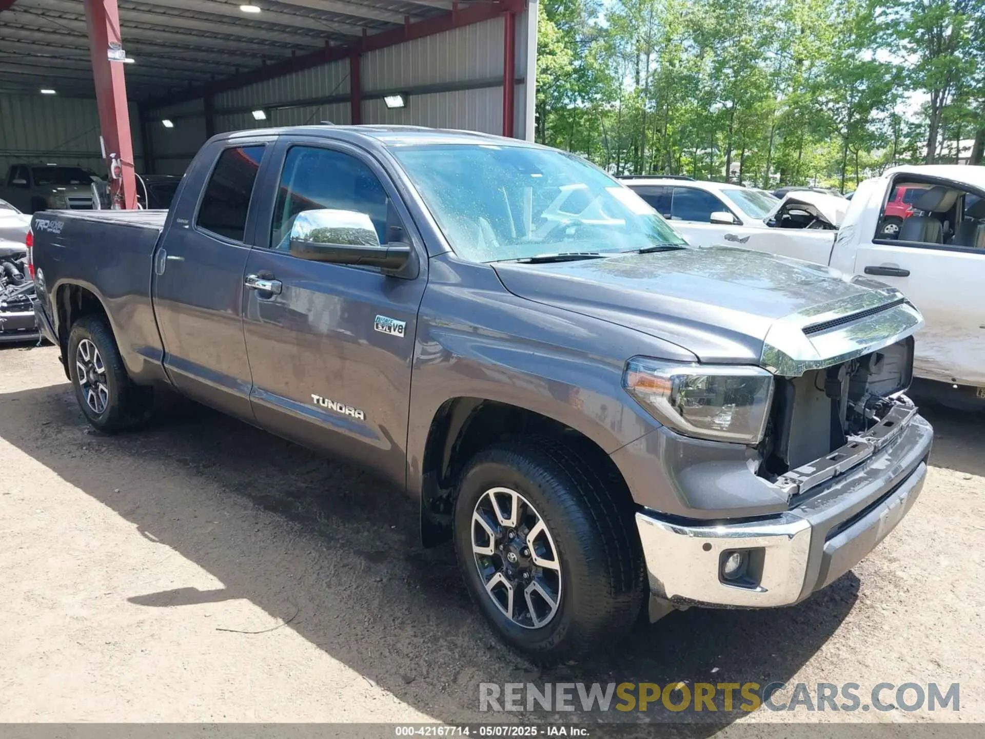 1 Фотография поврежденного автомобиля 5TFBY5F17LX889096 TOYOTA TUNDRA 2020
