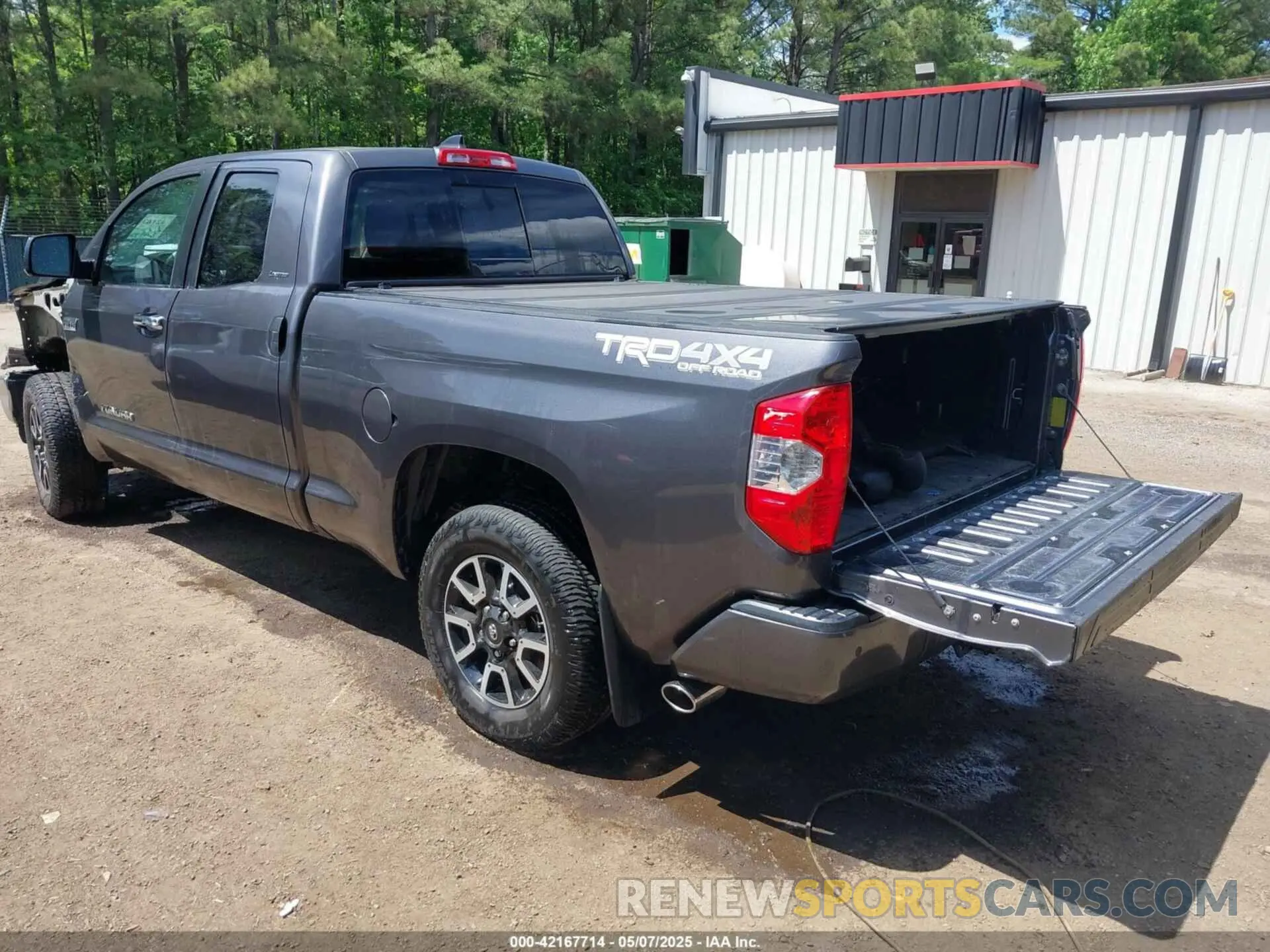3 Фотография поврежденного автомобиля 5TFBY5F17LX889096 TOYOTA TUNDRA 2020