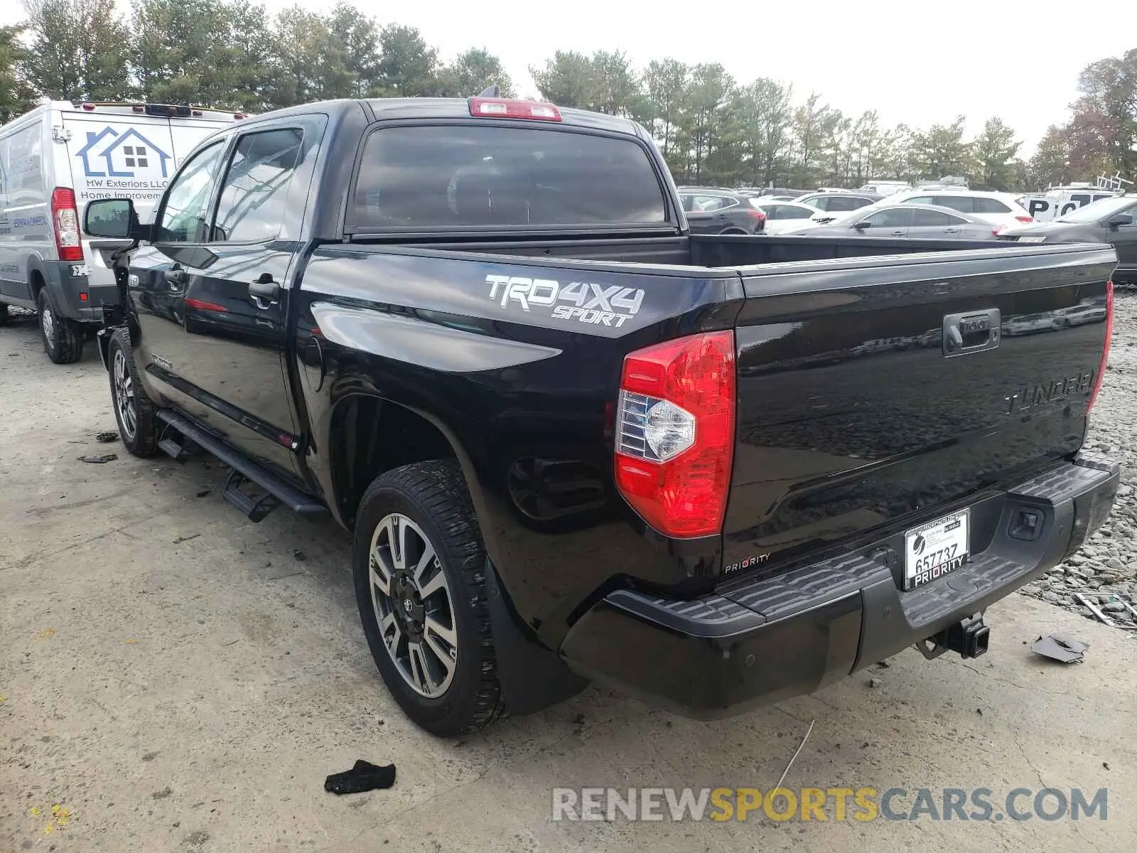 3 Photograph of a damaged car 5TFDY5F10LX903333 TOYOTA TUNDRA 2020