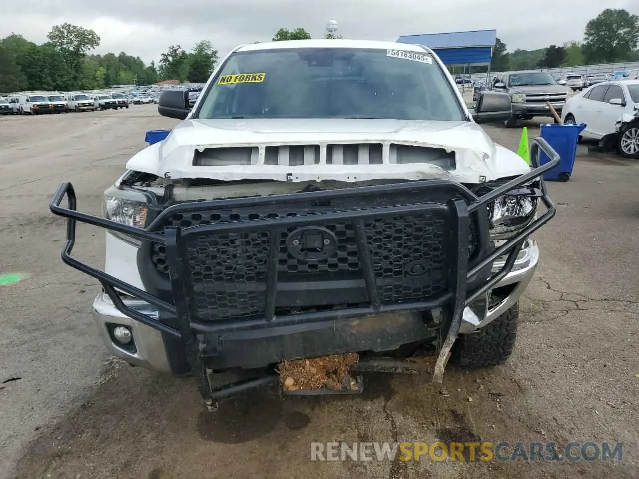 5 Photograph of a damaged car 5TFDY5F11LX887868 TOYOTA TUNDRA 2020