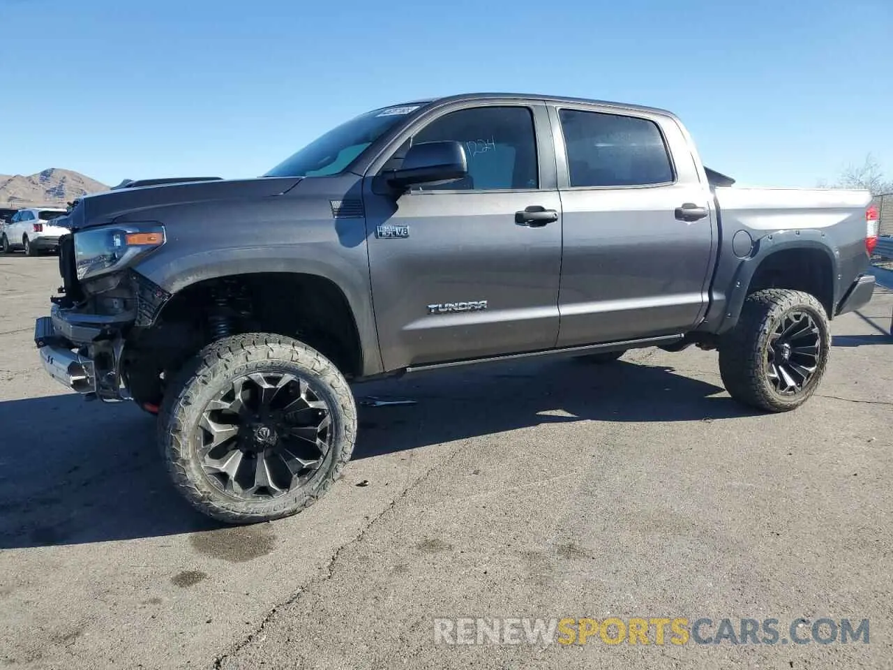 1 Photograph of a damaged car 5TFDY5F12LX883148 TOYOTA TUNDRA 2020
